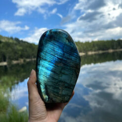 Alternative view of Labradorite polie 1,77kg