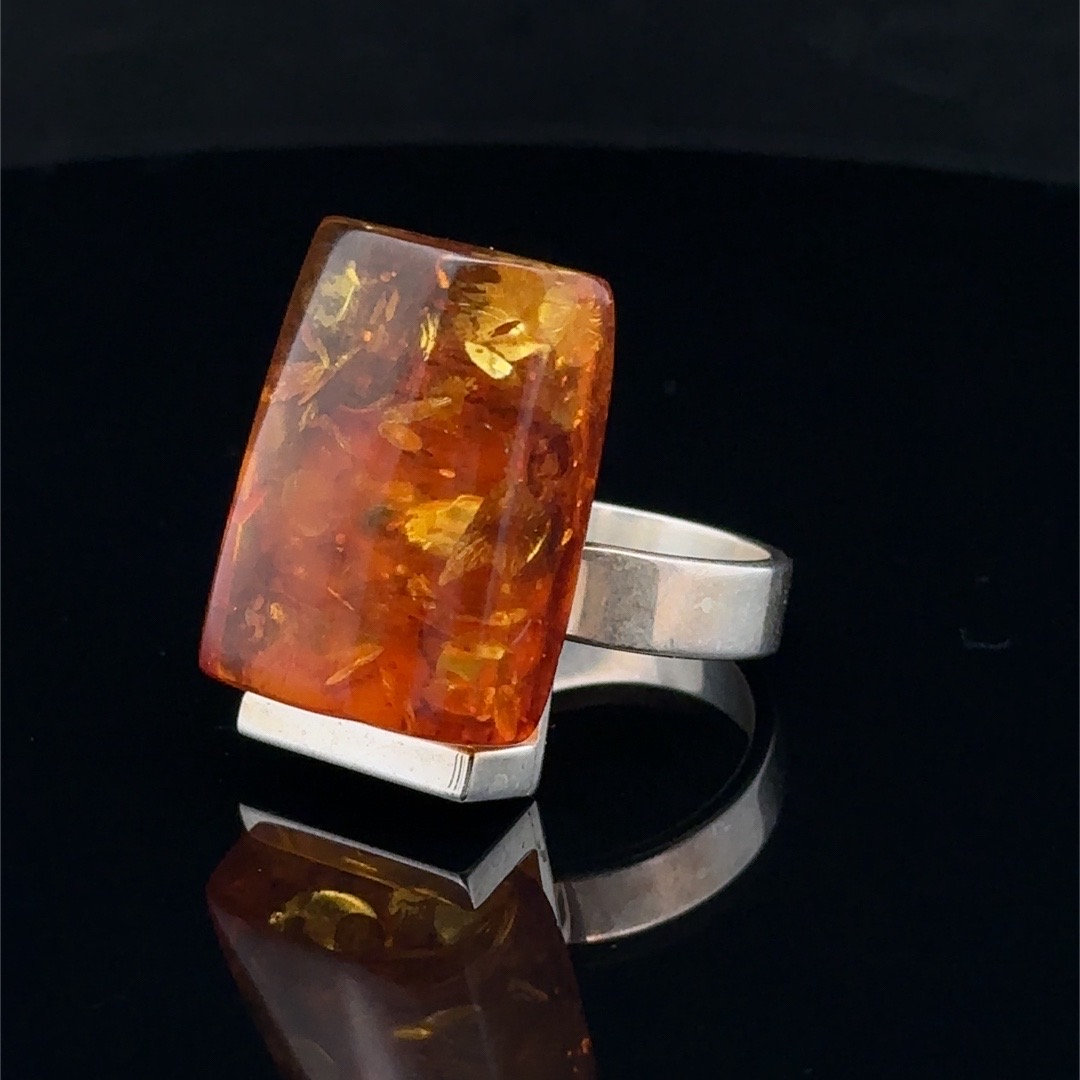 Adjustable rectangular amber ring