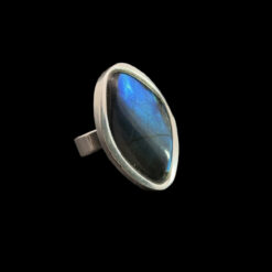 Alternative view of Bague réglable en spectrolite et argent 925