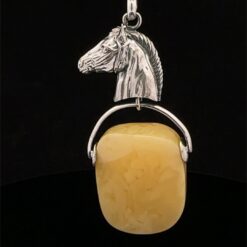 Alternative view of Pendentif cheval ambre et argent 925