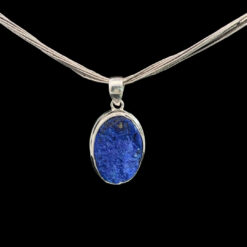 Alternative view of Pendentif en Lapis lazuli brut et argent 925