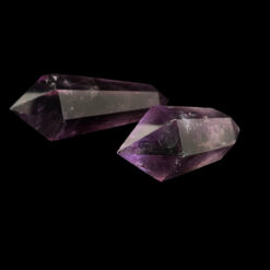 Pointe biterminée en améthyste