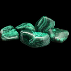 Alternative view of Pierre roulée en malachite 3 cm