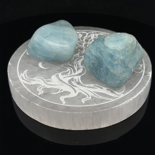 Selenite Tree of Life plate 8.5 cm