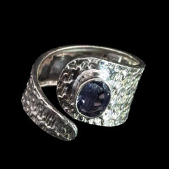 Adjustable 925 silver ring with oval iolite