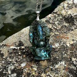 Alternative view of Pendentif Ganesh en labradorite