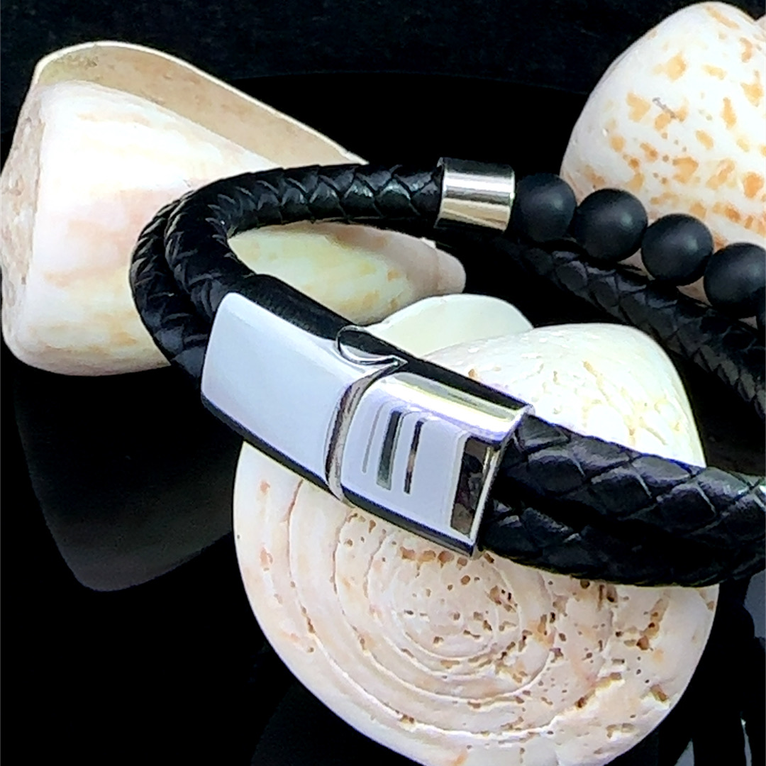 2-strand leather and 8mm matte onyx bracelet - Image 2