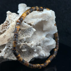 Alternative view of Bracelet Heishi en oeil de tigre AA