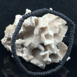 Alternative view of Bracelet Heishi en pierre de lave
