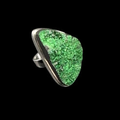 925 silver triangular uvarovite ring, size 56