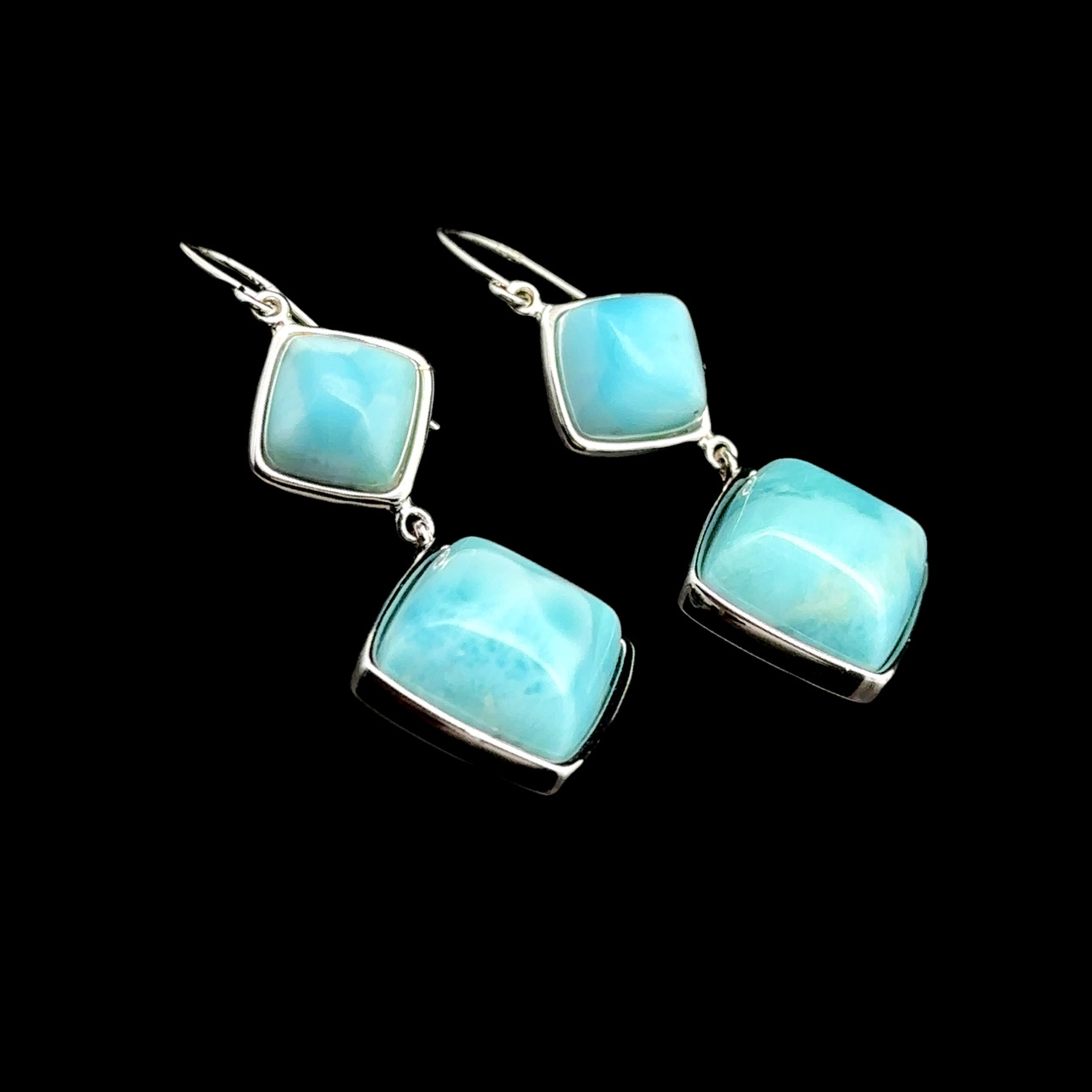 Diamond-shaped larimar and rhodium-plated 925 silver earrings - Image 2