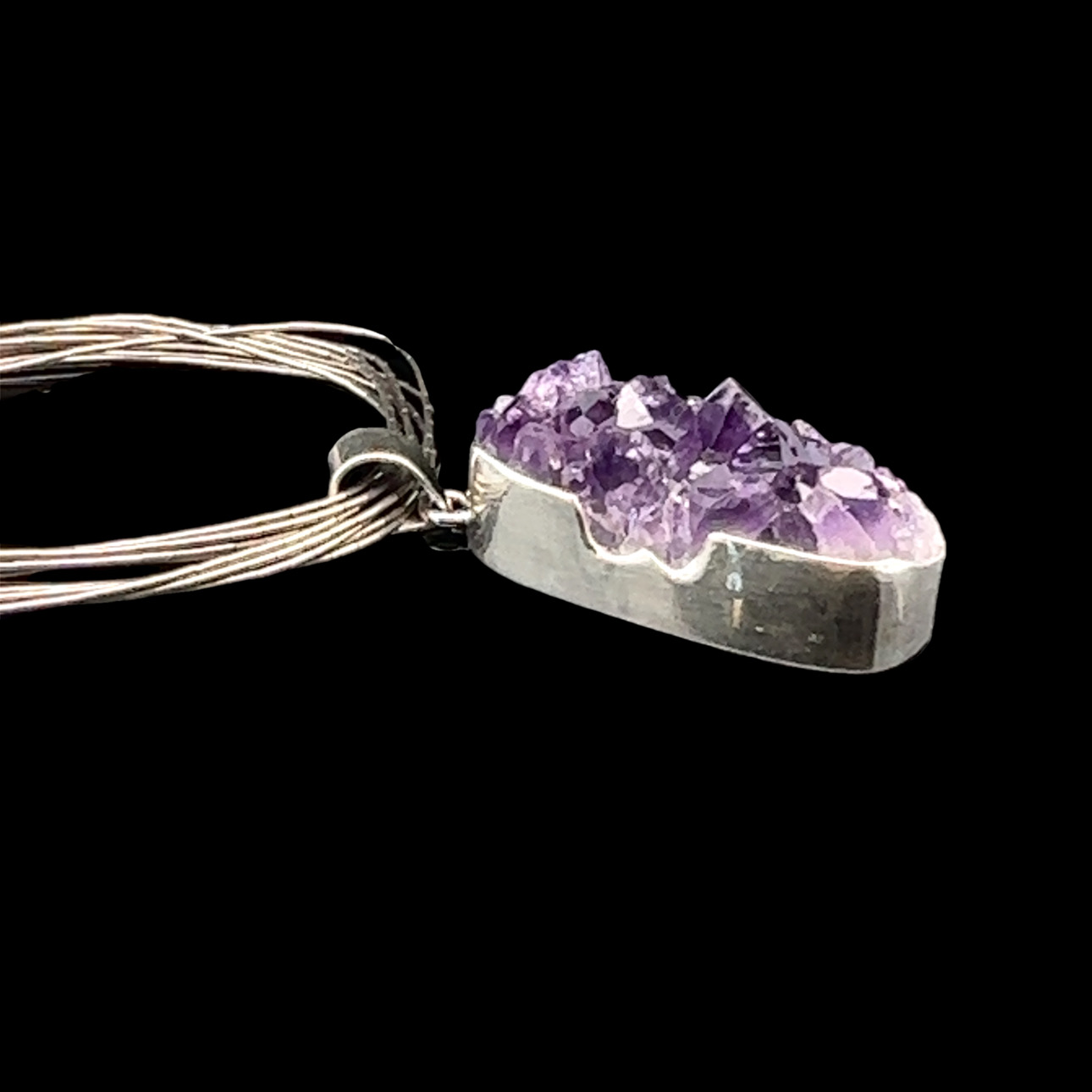 Oval amethyst crystal and silver pendant 35x18 mm - Image 2