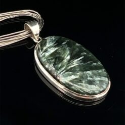 Oval 925 silver and seraphinite pendant