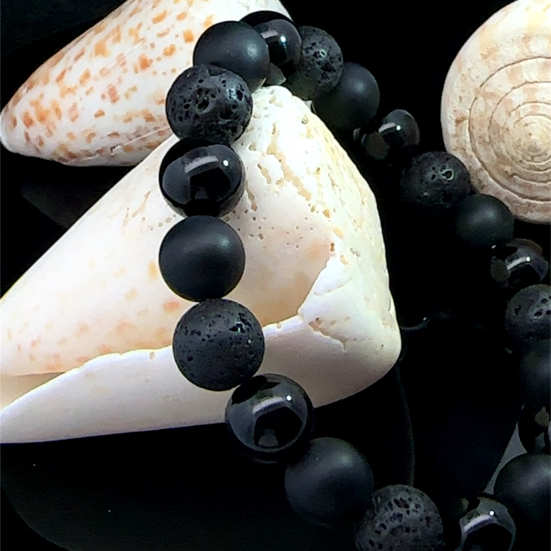 10 mm polished, frosted onyx and lava stone bracelet