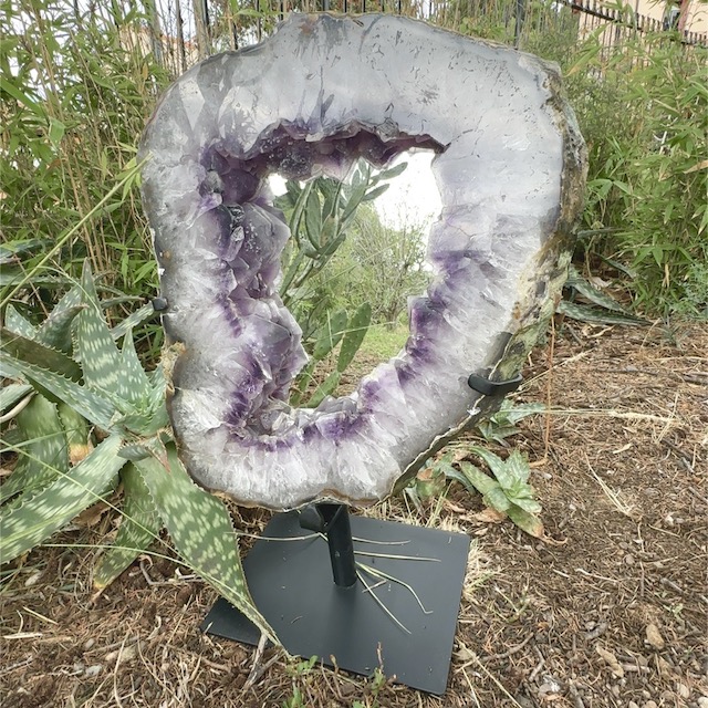 Large premium-quality amethyst mirror 12.6 kg