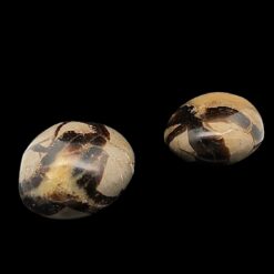 Alternative view of Galet en septaria 40 à 180g
