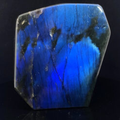 Alternative view of labradorite polie 647g