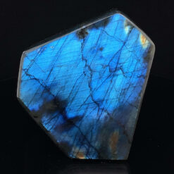 Labradorite polie 323g avec iridescences bleues