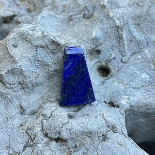 Drilled lapis lazuli pendant, premium quality - Image 5