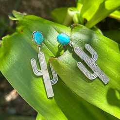 Alternative view of Boucles d'oreilles cactus en turquoise et argent 925