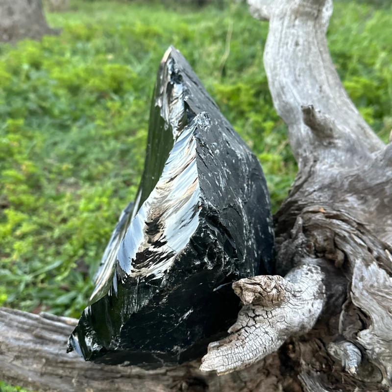 Raw Black Obsidian Block 11.6 kg - Image 7