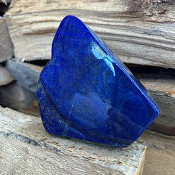 Premium-quality 1 kg lapis lazuli block