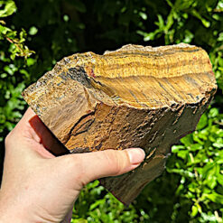 Alternative view of Bloc d'oeil de tigre brut 1,7kg