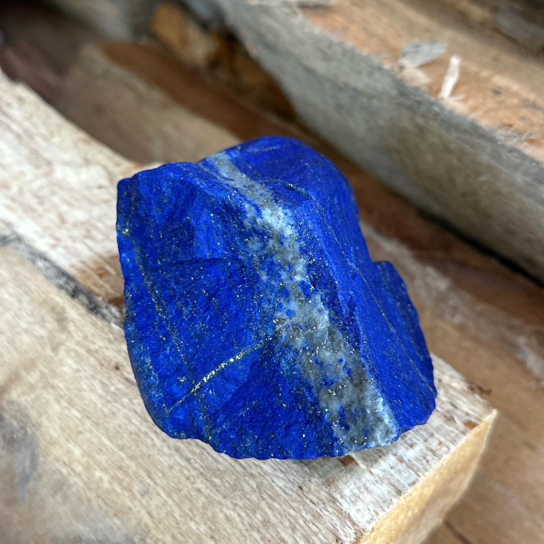 Raw AAA-grade lapis lazuli - Image 2