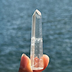 Rock crystal point 6–7.5 cm