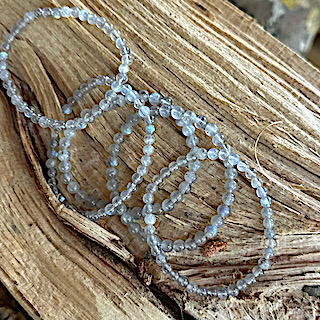 Premium quality labradorite kids' bracelet - Image 3