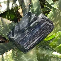 Alternative view of Tourmaline noire brute 1,5KG