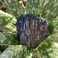 Alternative view of Tourmaline noire brute 600G