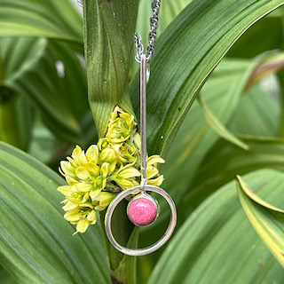 Thulite and silver pendant - long version