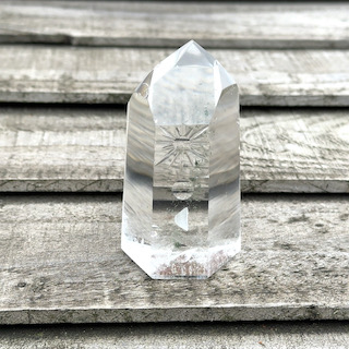 Engraved rock crystal point - sun and moon motif - Image 4