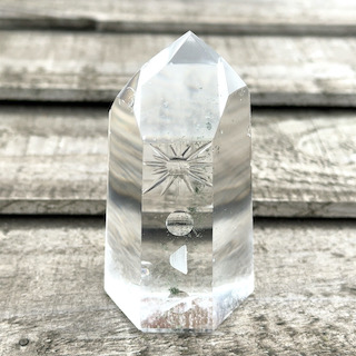 Engraved rock crystal point - sun and moon motif - Image 2