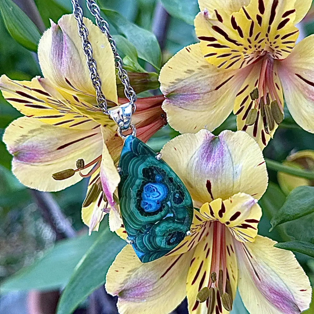 Freeform chrysocolla malachite pendant - Image 2